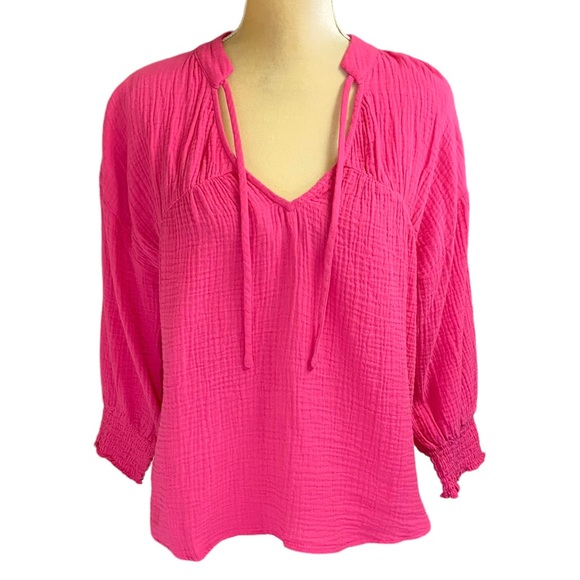 Evereve Eleanor Smocked Gauze Top Size Small - Picture 2 of 12